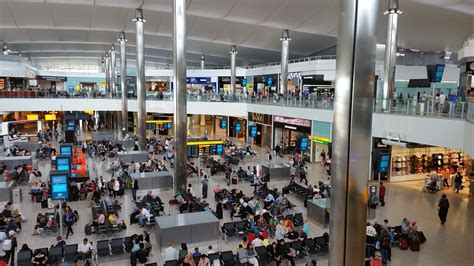 heathrow luggage store terminal 4